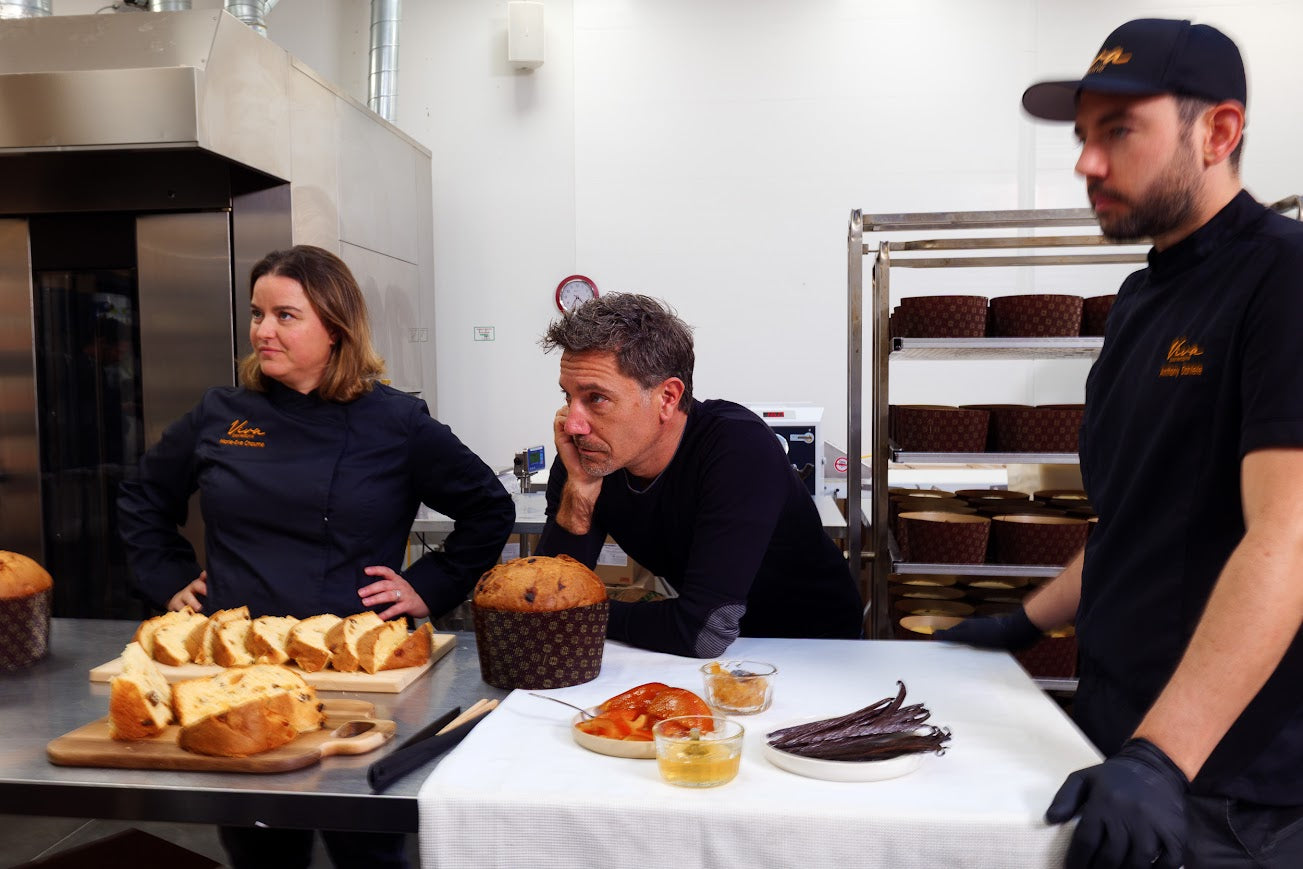 Viva panettone reçoit le chef Gino D’Acampo