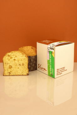 Panettone Le Citron c'est bon tranché devant sa boîte